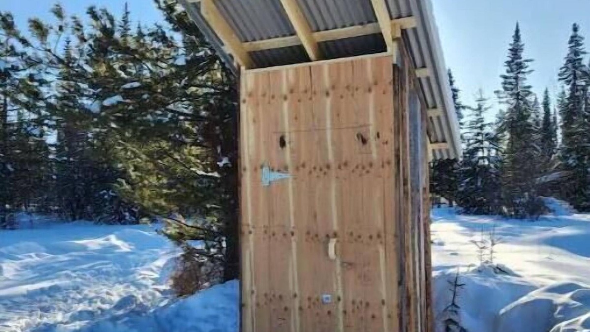 Yukon Apartment | Marshian Yurt