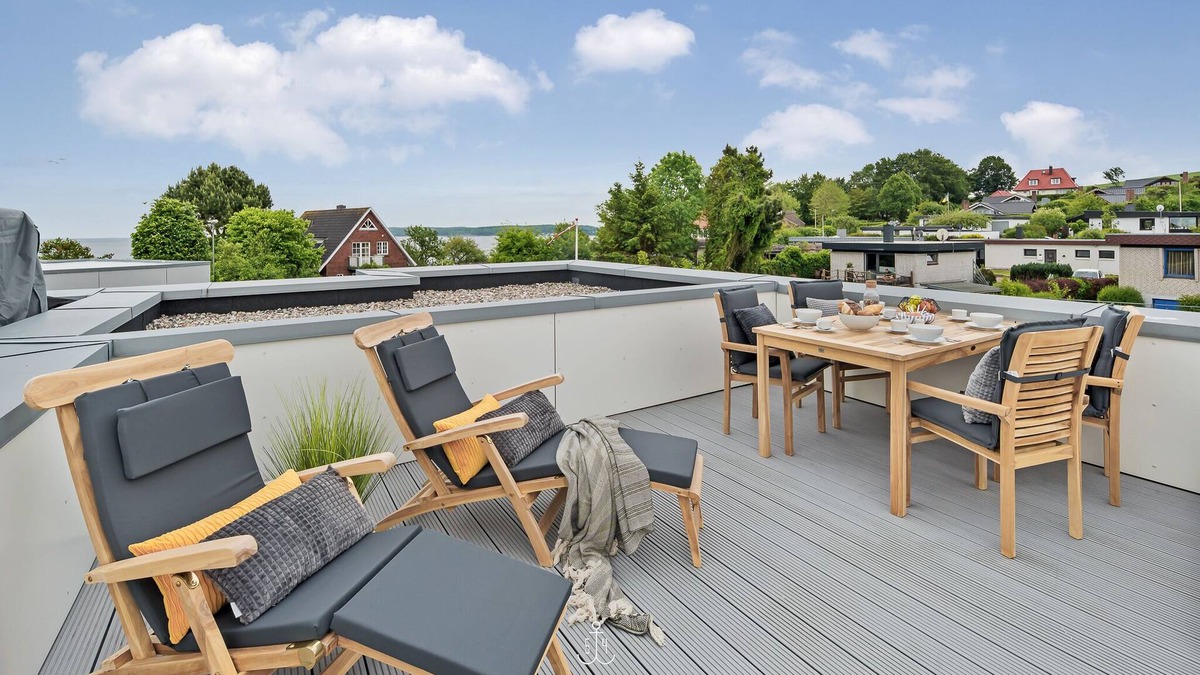 Bockholm House | Marsvin - roof terrace, garden furniture, barbecue, shower, washing machine, electric charging station