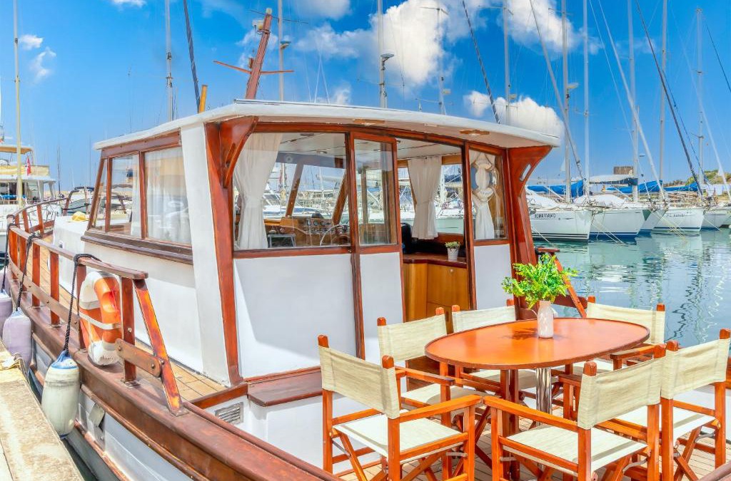 Castelsardo Boat Rental | Marta Boat B&B