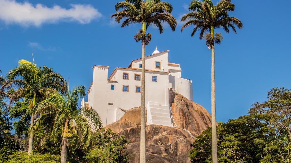 Praia do Morro Apartment | Martha Schwantz 202