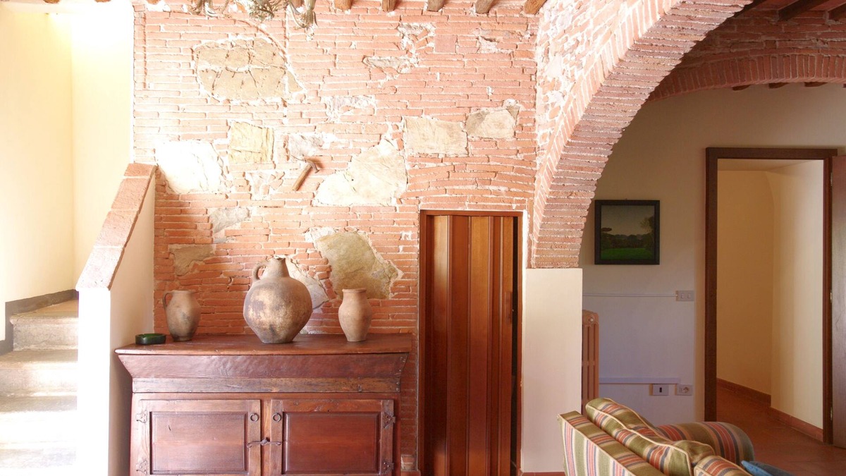 Ripafratta House | Martin Pescatore, Gorgeous Rustic Tuscan Farmhouse
