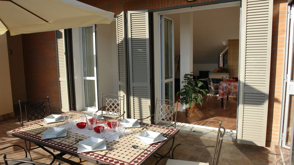 Intra Apartment | Martini Symphony