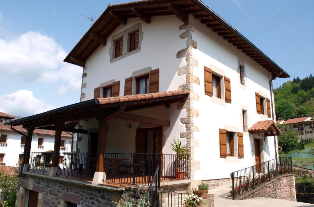 Sumbilla House | Martintzenea