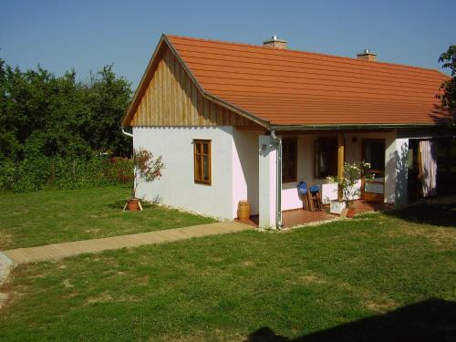 Gelse House | Martonvendeghaz 1