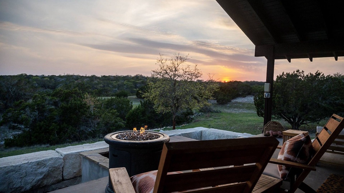 Kerrville Cabin | MARULA - A romantic African Safari in the Texas Hill Country
