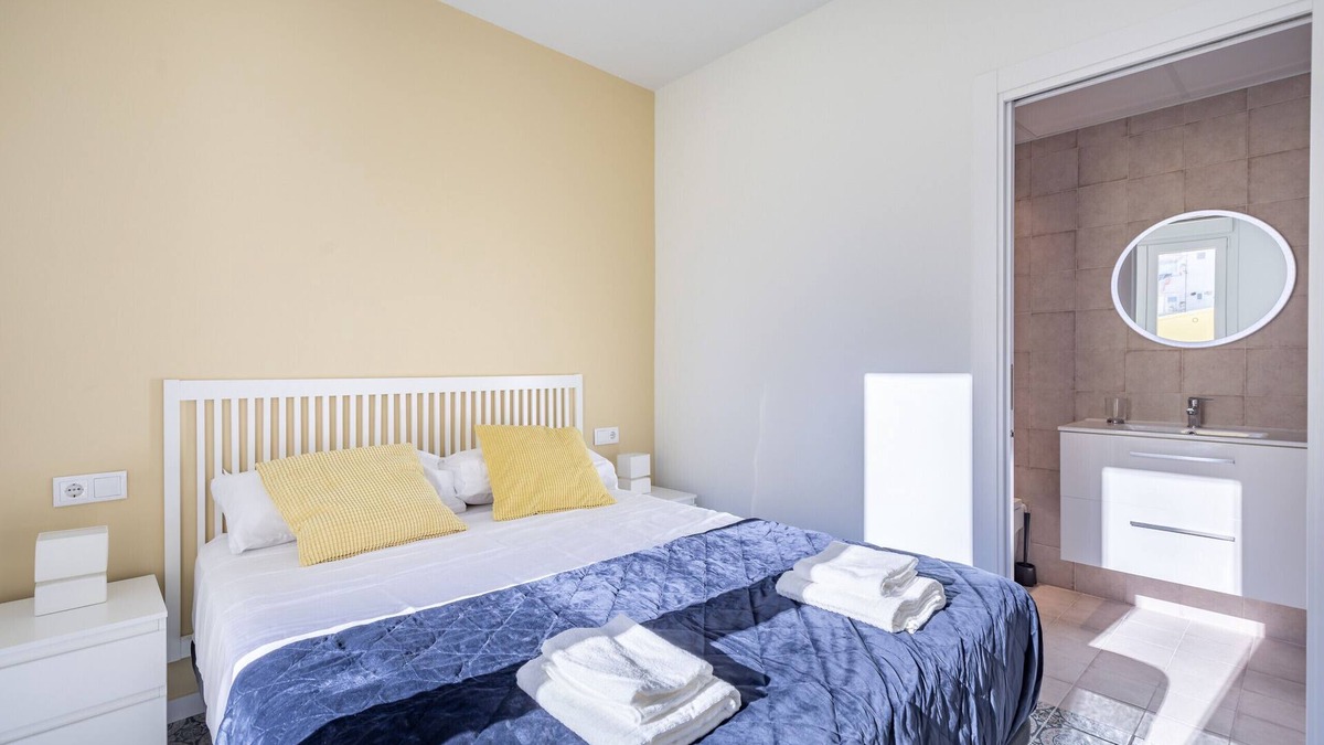 La Petxina Apartment | ☀ Marvellous Apt. with a Large Private Terrace ☀