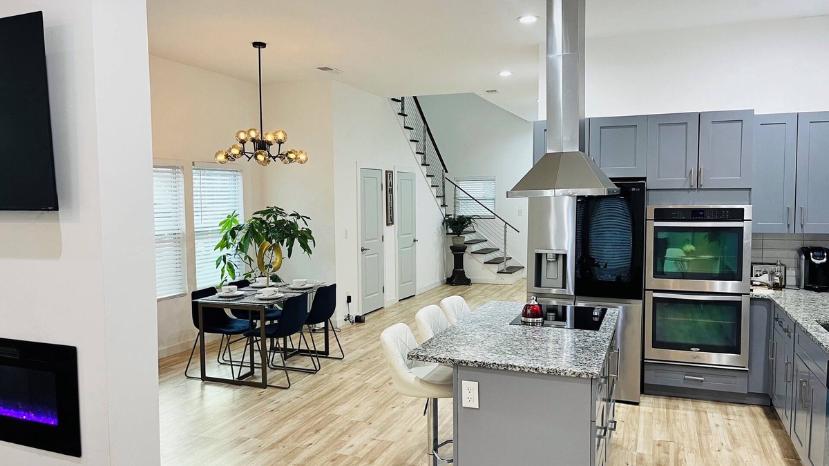 Peoplestown House | Marvelous 4-bedroom bungalow Near Downtown Atlanta