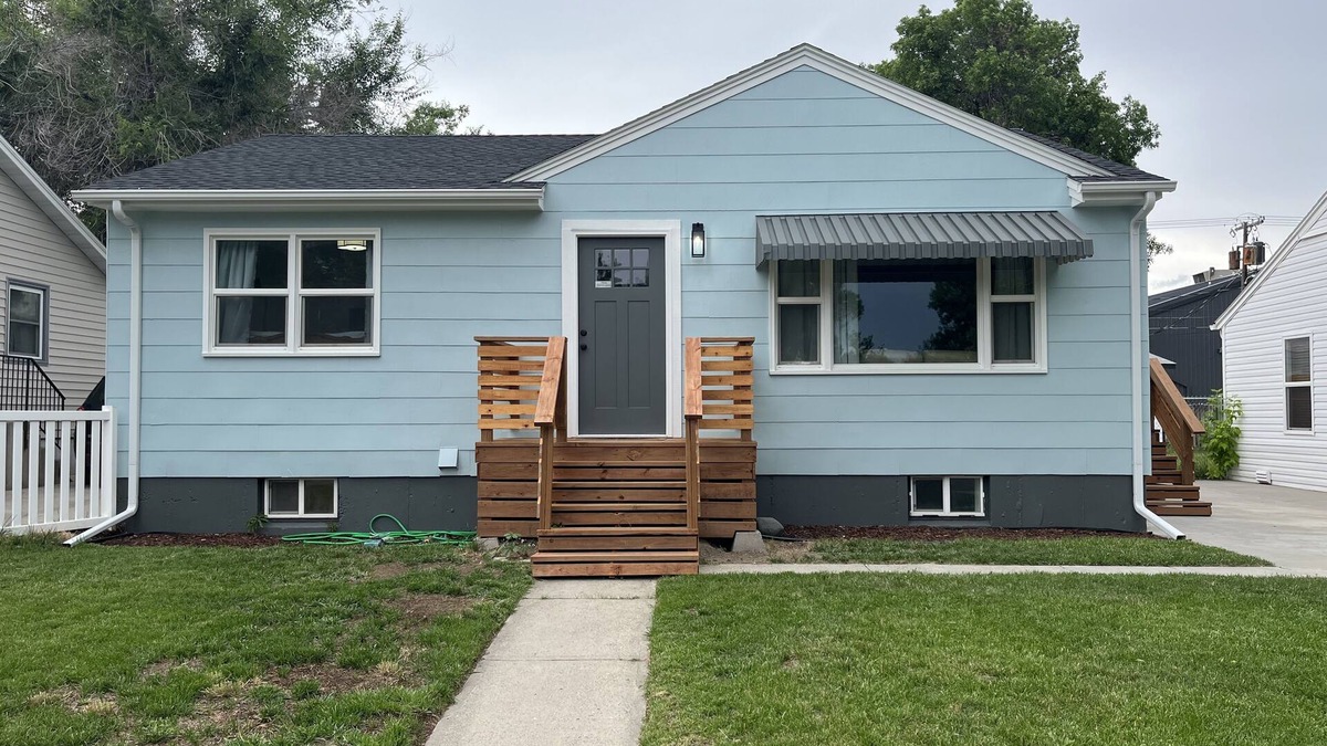 Billings House | Marvelous Mid-Town 4 Bed/2 Bath
