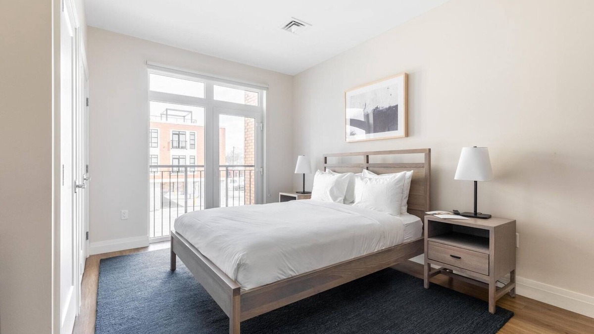 Newtonville Apartment | Marvelous Newton Studio w/W/D, nr Dining & Shopping, by Blueground