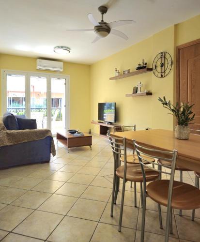 Elea Apartment | Mary's luxury apartment Elaia 2