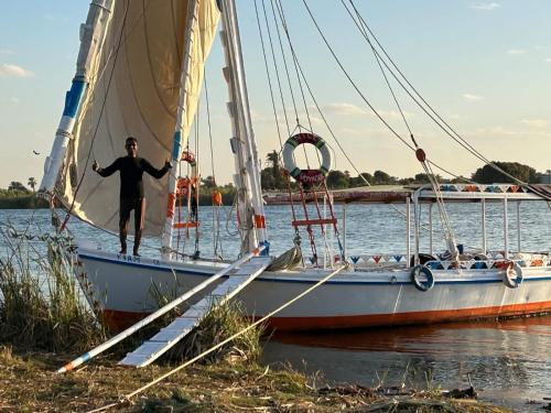 Nile River Luxor Boat Rental | Mary sailboat adventure