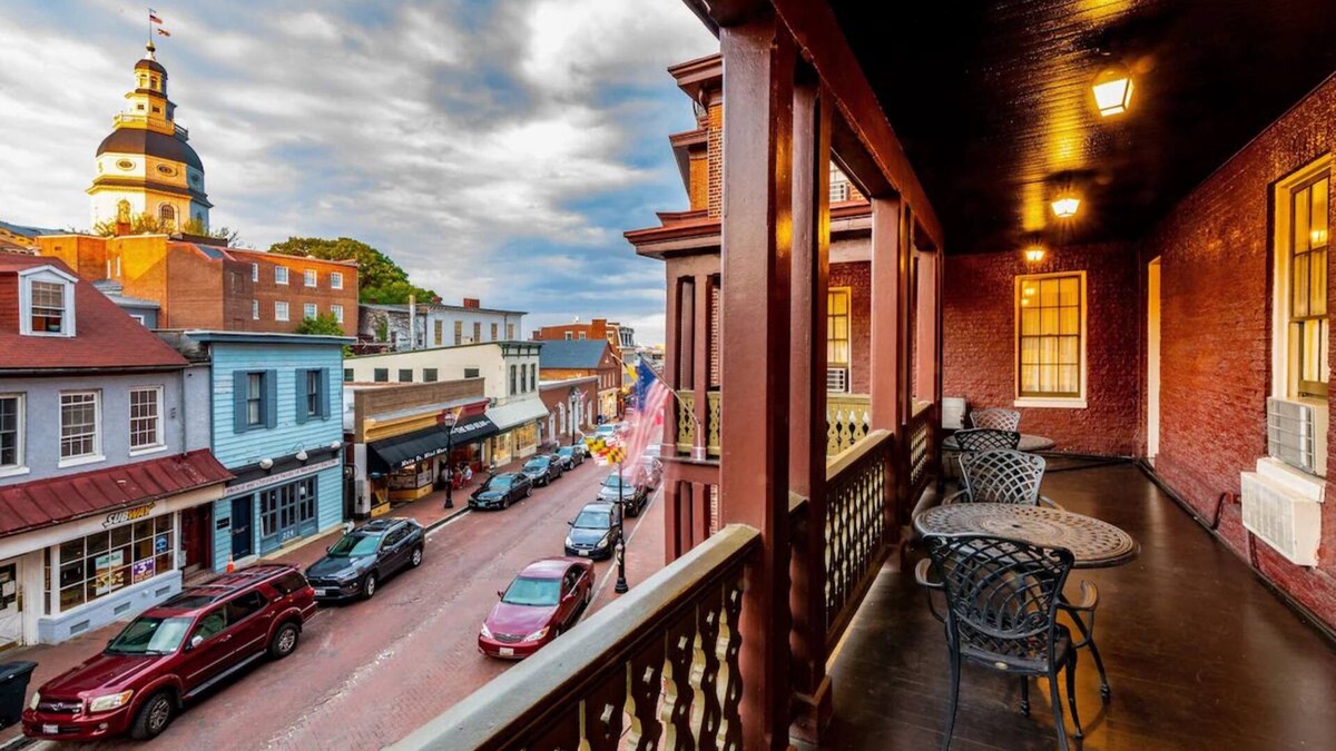 Historic District Hotel | Maryland Inn 2 Double Beds, Historic Inns, Modern Amenities, Event Space, City Center