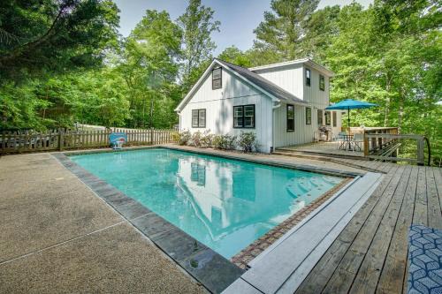 Lusby House | Maryland Vacation Rental with Private Pool and Dock