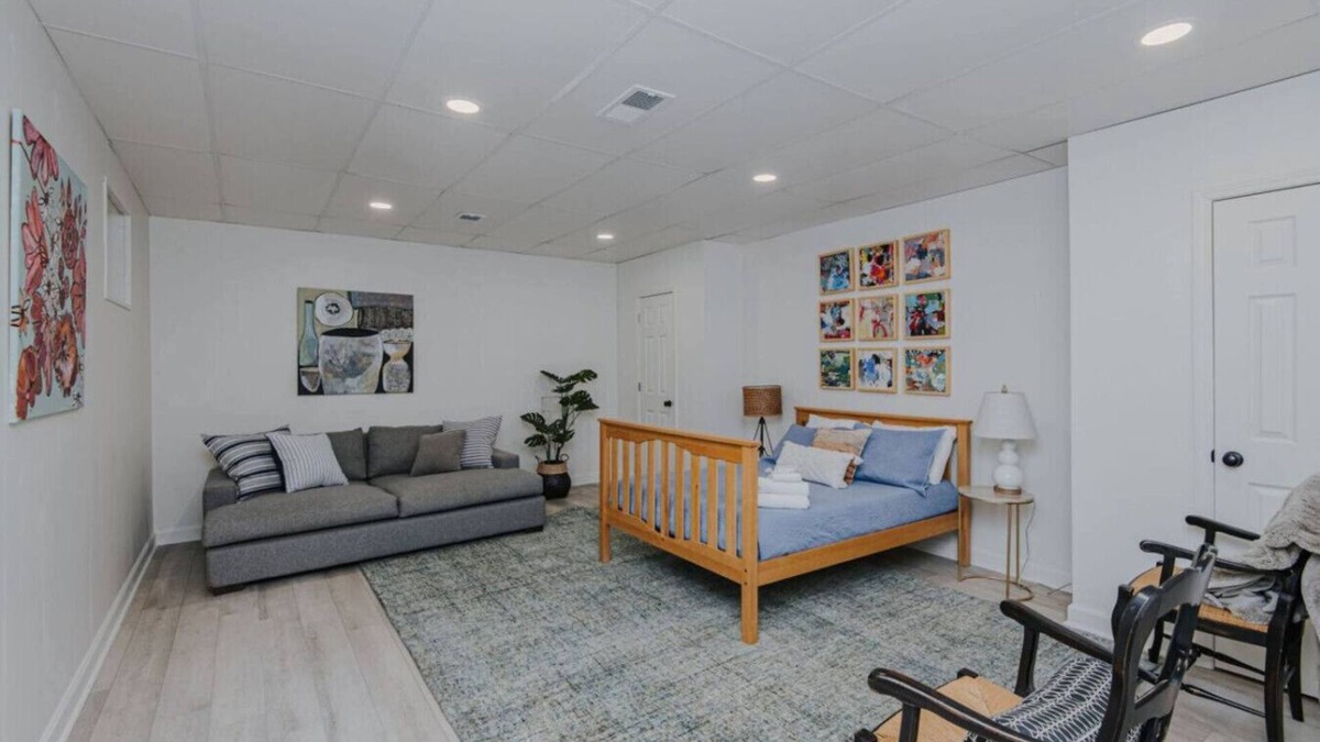 Greensboro Apartment | Marys Gatehouse Apartment