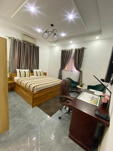 Lome House | Marys Guest House