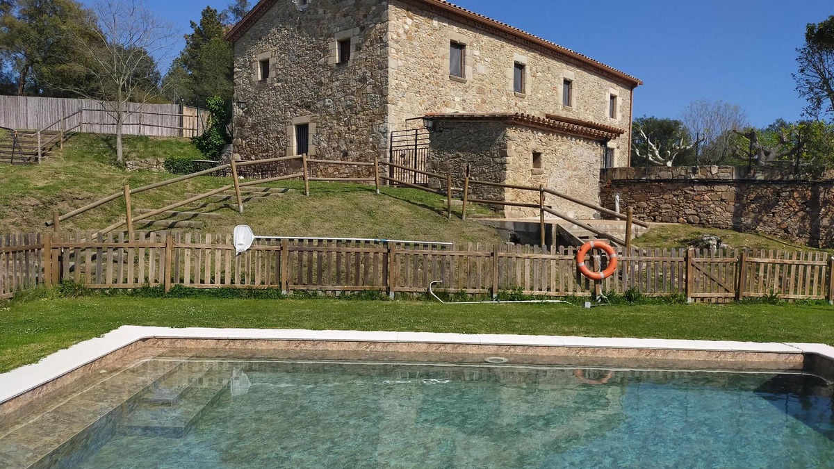 Massanes Cottage | Masía Rural Totalmente Reformada con Piscina Privada y a 15 Minutos de la Playa