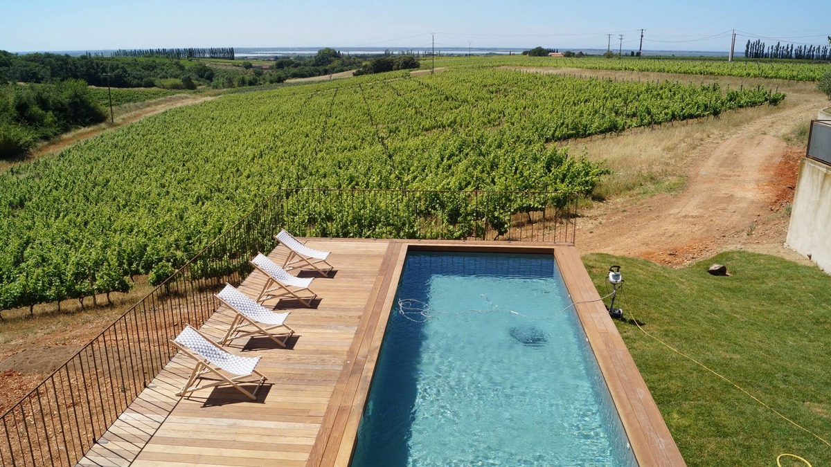 Vauvert Other | MAS AT THE HEART OF A VINEYARD in AB