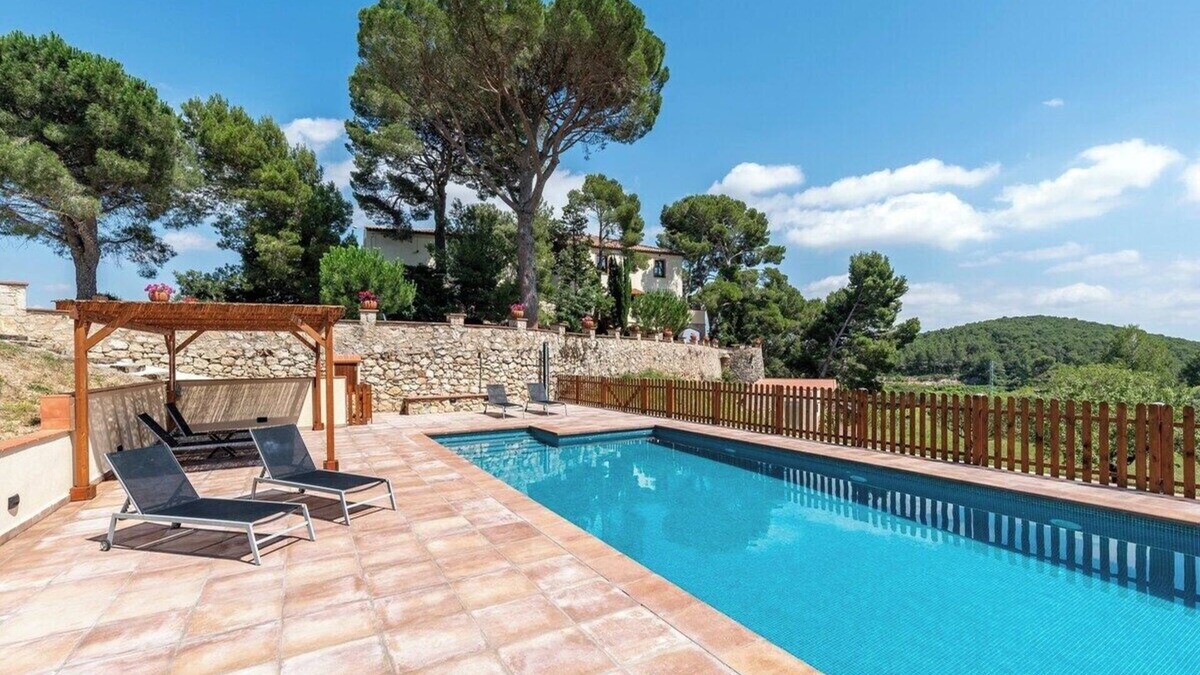Figuerola del Camp Villa | Mas Barbat Summary: S