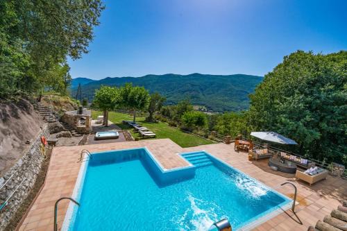 Amer Villa | Mas Can Xera