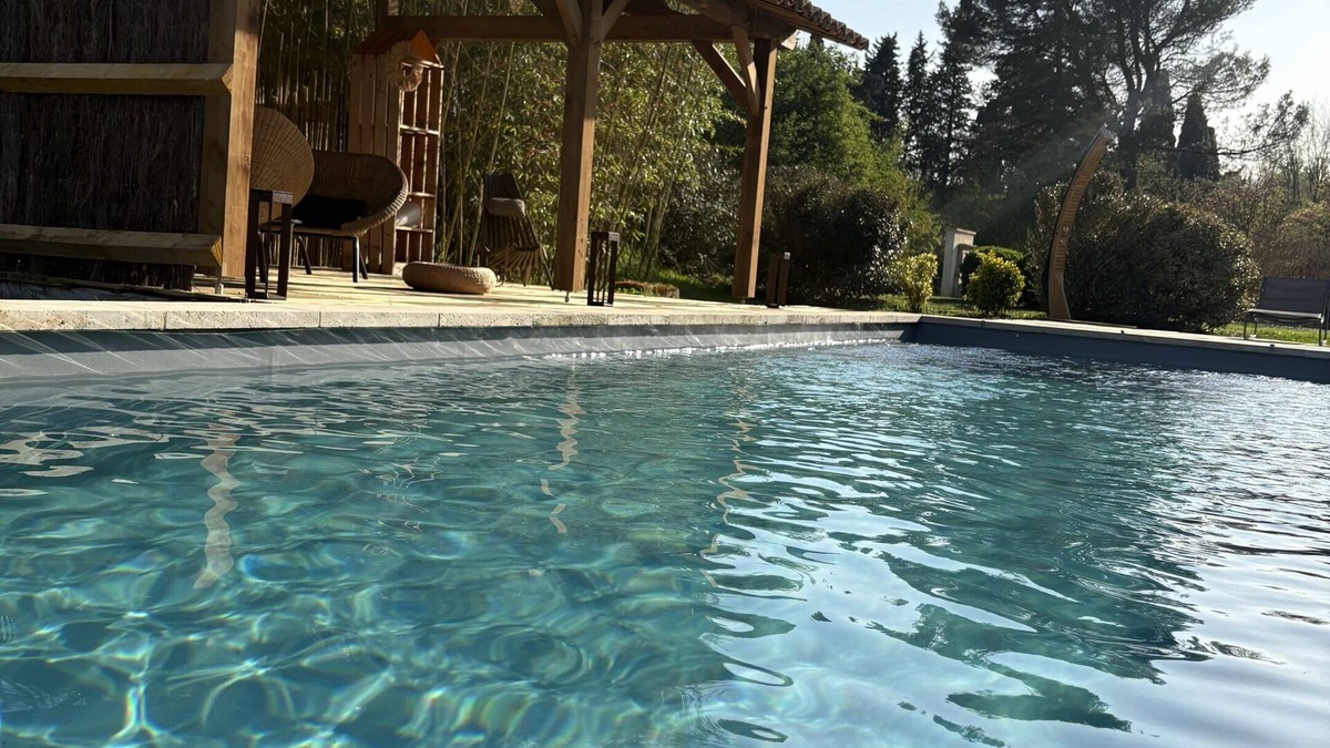 Plan-d'Orgon Bed & Breakfast | Mas D'auseu