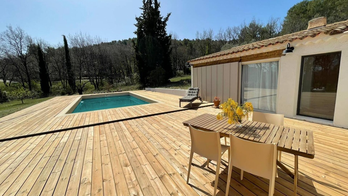 Le Puy-Sainte-Reparade House | mas de la Pivoine