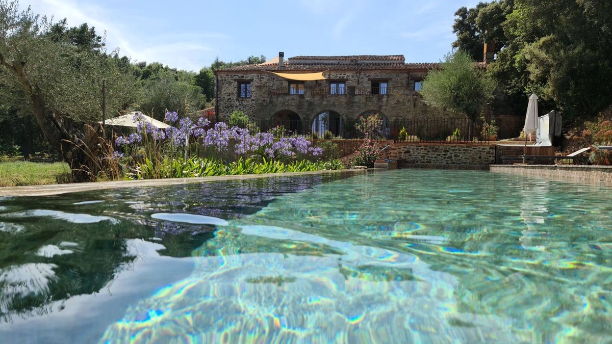 Oms Bed & Breakfast | Mas des Colombes