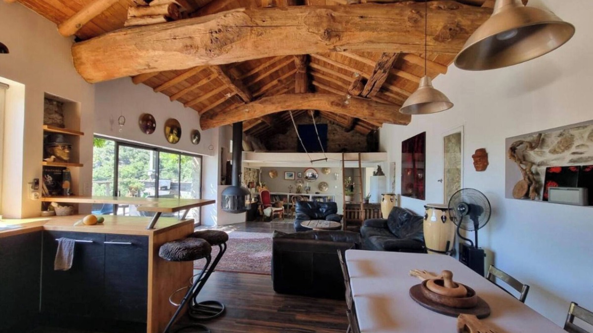 Valleraugue Apartment | Mas Montet Chez Raphael with Shared Pool, Wi-Fi and Air Conditioning