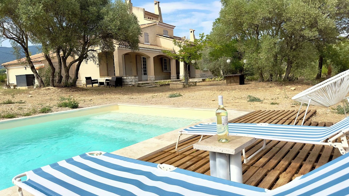 La Motte-dʼAigues Other | Mas Provençal Privé avec Piscine sans Vis à Vis en Plein Coeur du Luberon