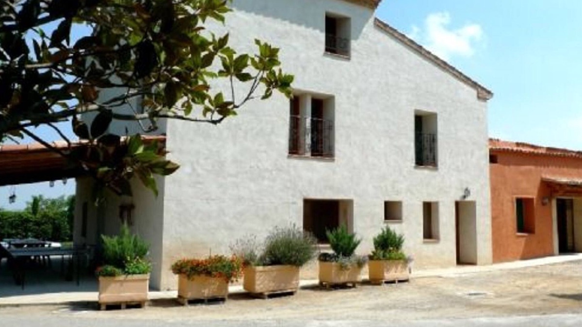 Ivars D'Urgell House | Masia Cal Bola, Complete House