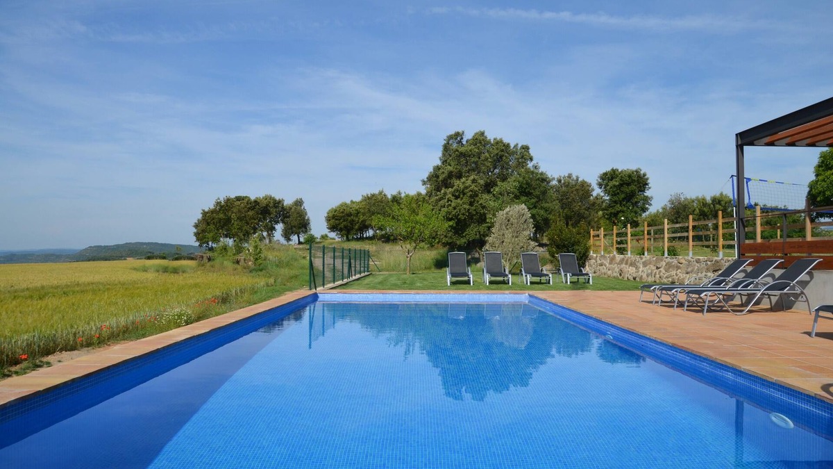 Sagas House | Masia de Cerdeña - High standard. Outdoor + Indoor Pool. Lots of activities.