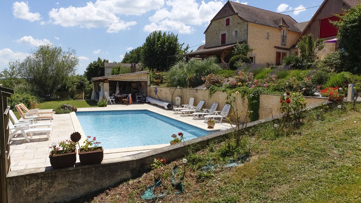 Thenon House | MASKALI, Gite le Périgourdin, heated swimming pool, open view