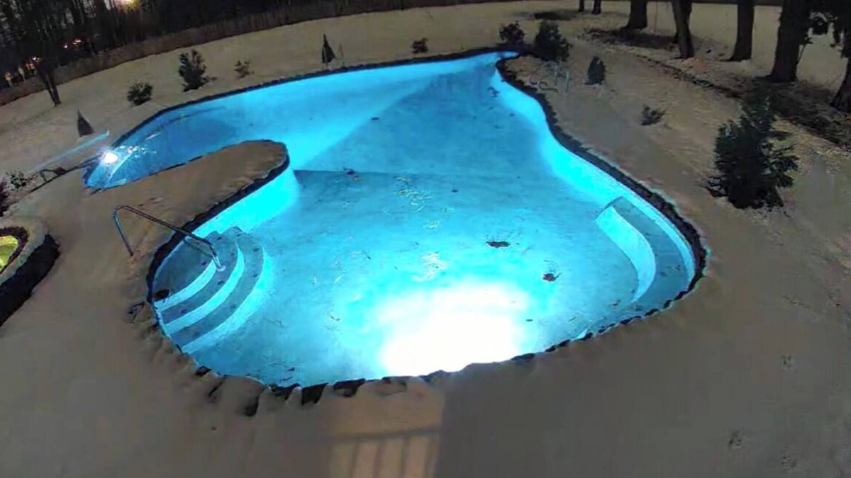 Memphis House | Massive 13-BR Estate with Private Pool, Sauna, Hot Tub, Casita, Abundant Parking