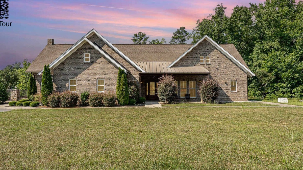Matthews House | Massive 6 Bed-Perfect 4 Groups
