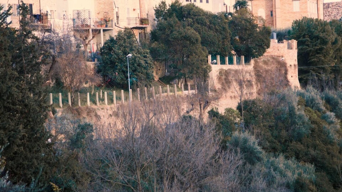 Monte San Pietrangeli Apartment | MASTER'S DWELLING