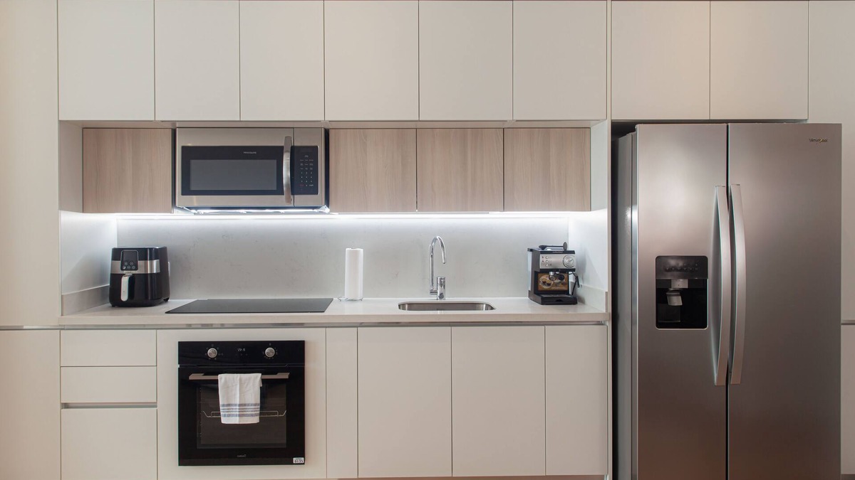 San Antonio de Belen House | Master Suite DLX