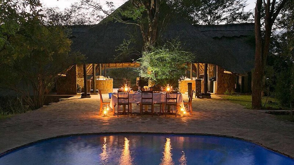 Victoria Falls Cabin | Masuwe Lodge