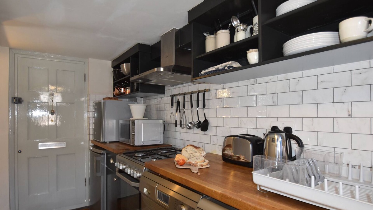 Icklesham House | Matchbox