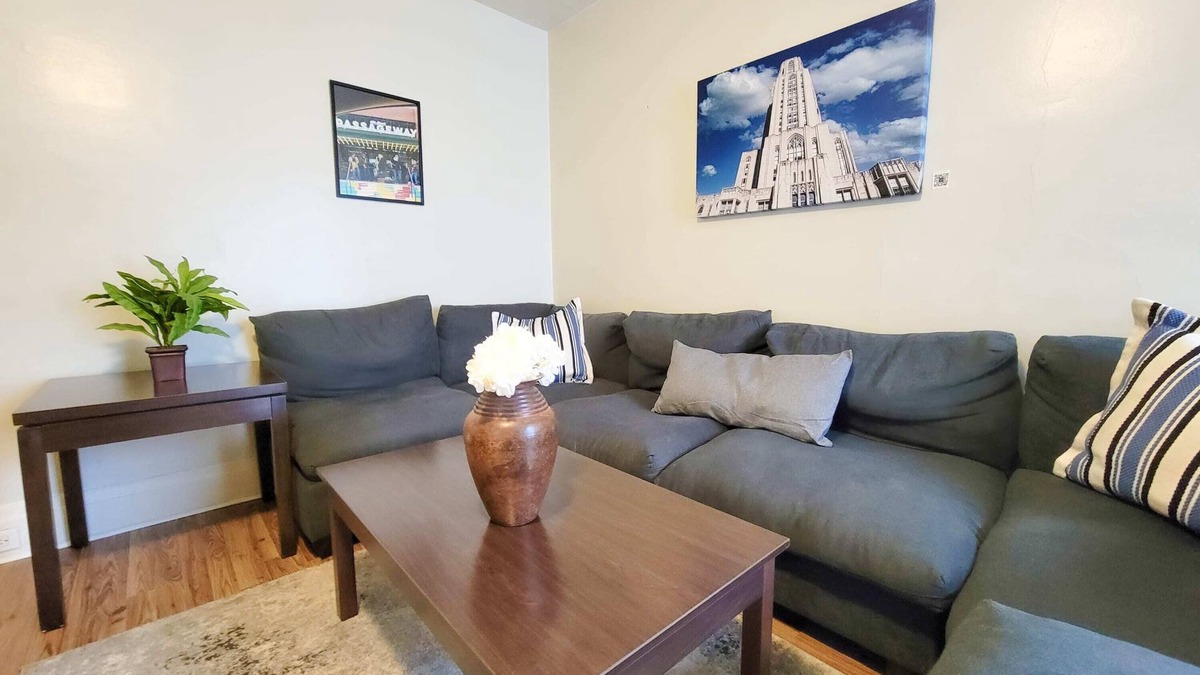 Bloomfield Apartment | Mathilda Street Trio - City View - 2 Queen Beds