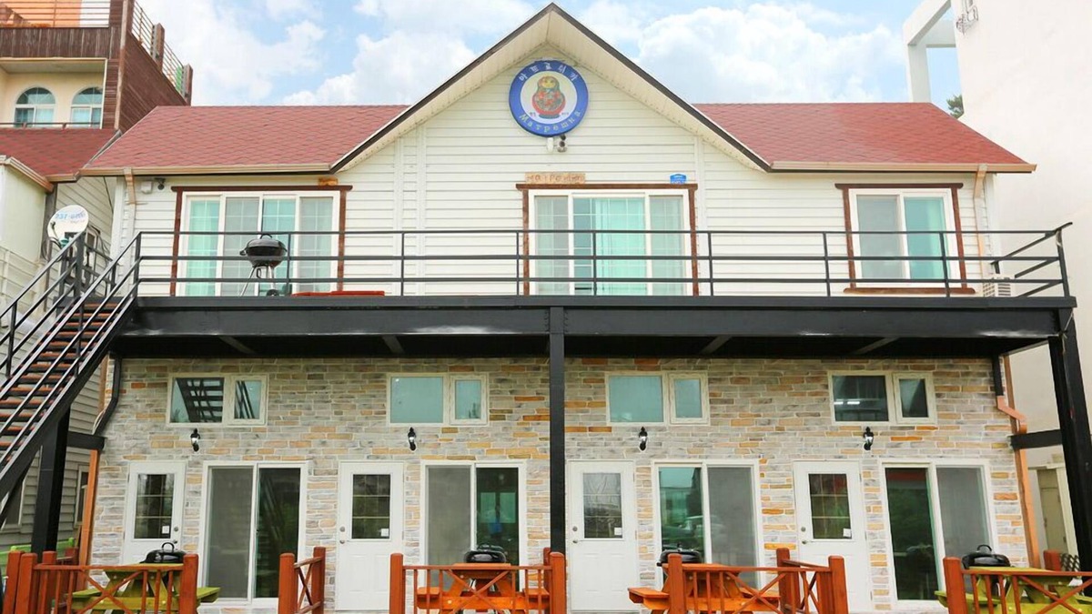 Nasa Condo | Matryoshka Pension