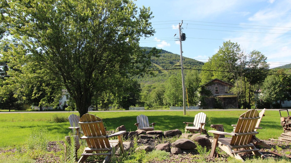 Hunter Hotel | Matterhorns Lodge