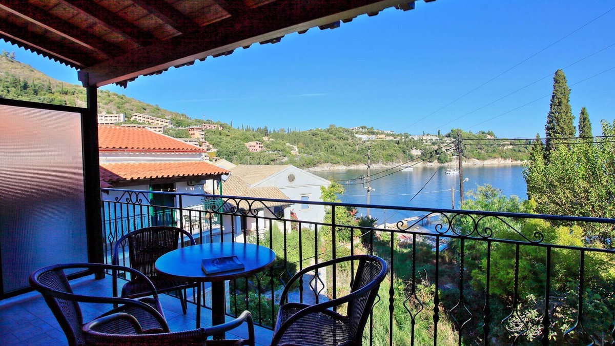 Agni Apartment | Mattheos House: A tranquil two bedroom apartment, just a few steps away from Kalami popular beach