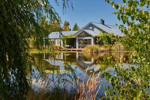 Mackenzie Country Cabin | Matuka Lodge