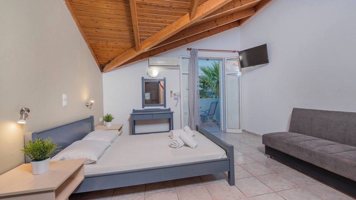 Agrilia Hotel | MAUI HOTEL LAGANAS