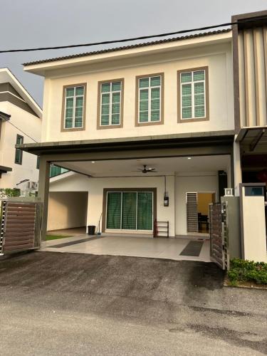 Asam Kumbang Apartment | Maxwell Merpati Taiping Homestay