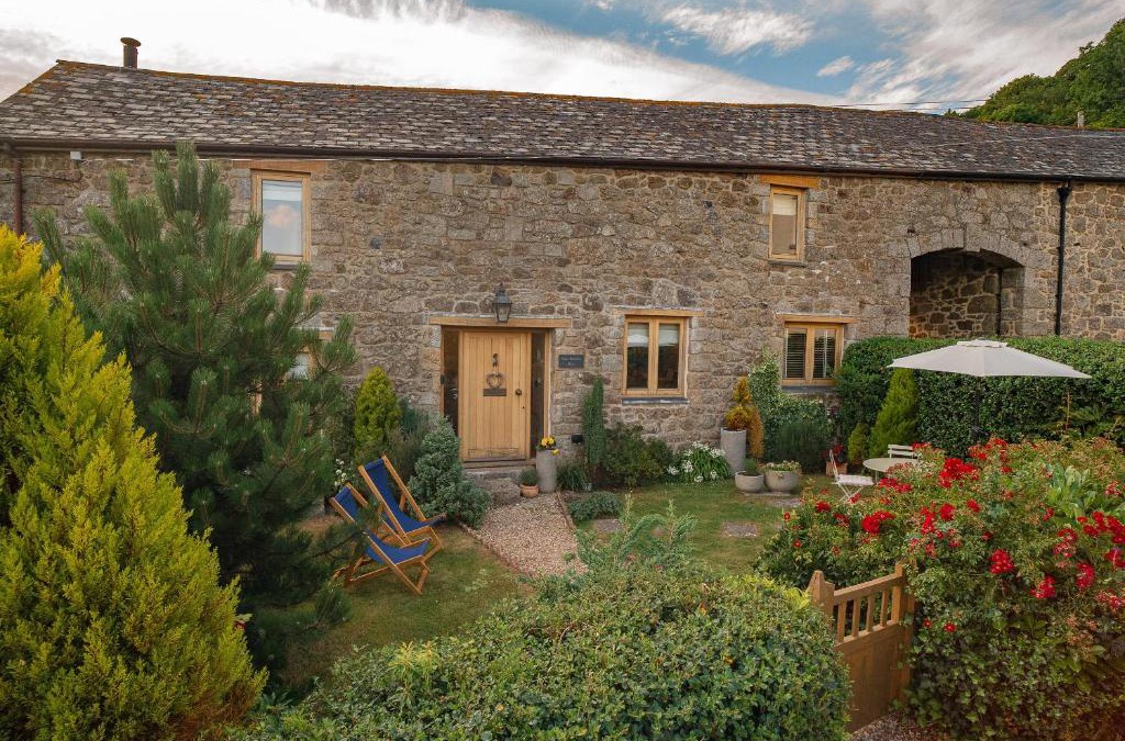 Lustleigh House | May Blossom Barn