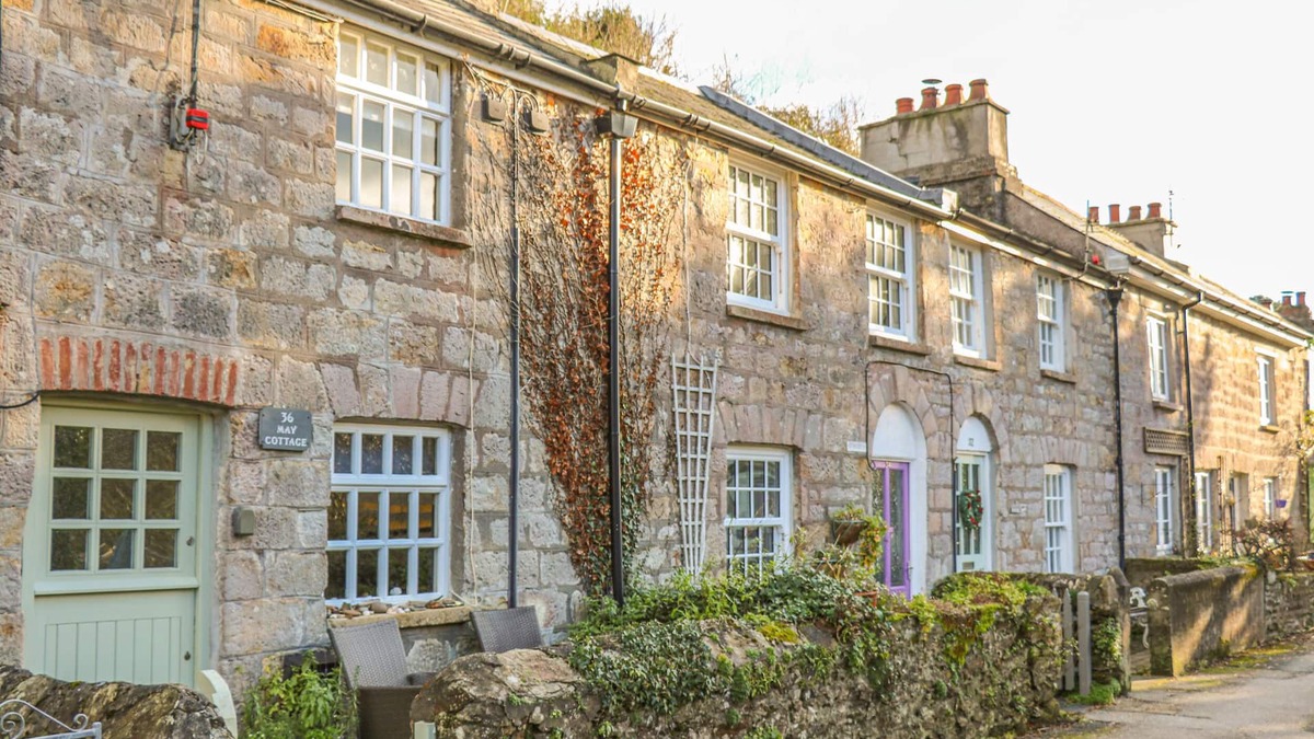 Pentewan House | MAY COTTAGE, family friendly, country holiday cottage in Pentewan