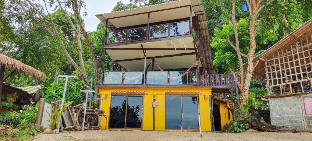 Khong Koi Beach House | Maya guest house@coffee