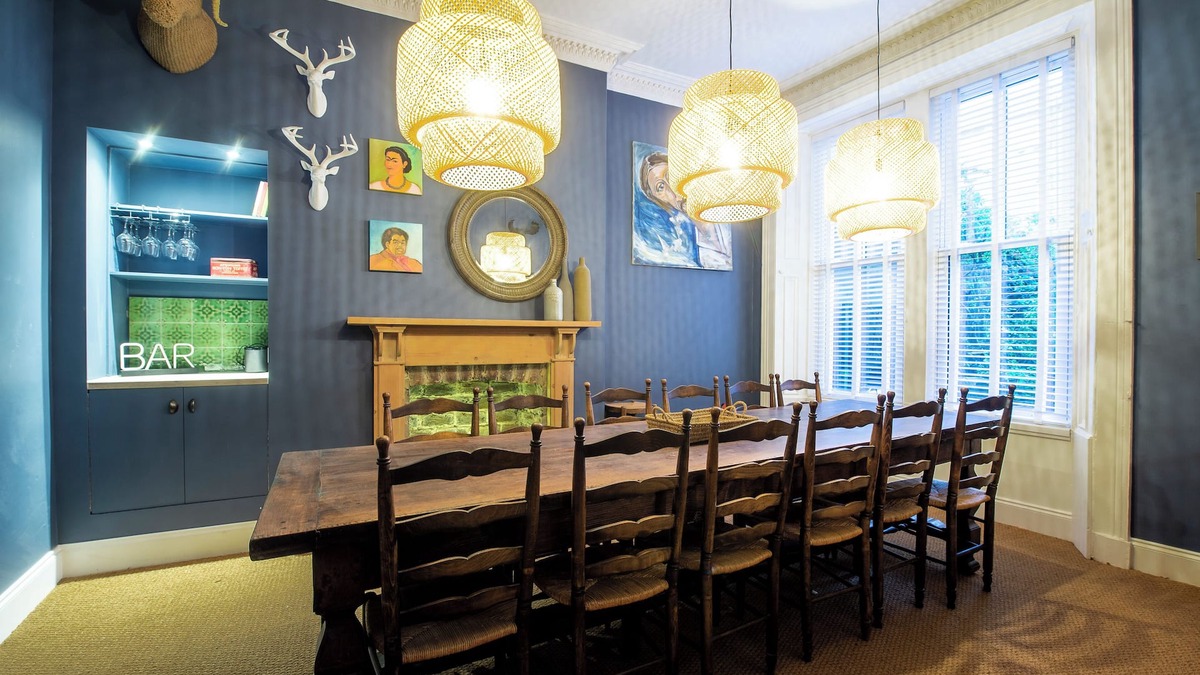 Glasgow Westend Apartment | Maya's Glasgow Holiday Homes