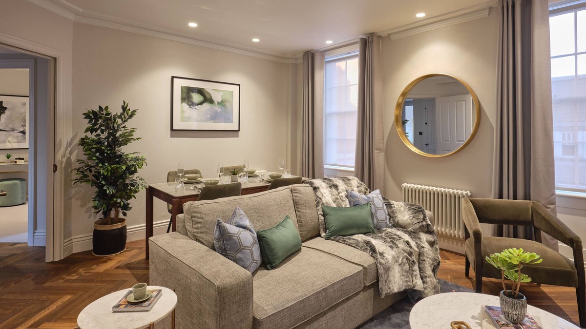 City of Westminster Apartment | Mayfair Darley House by Viridian Apartments