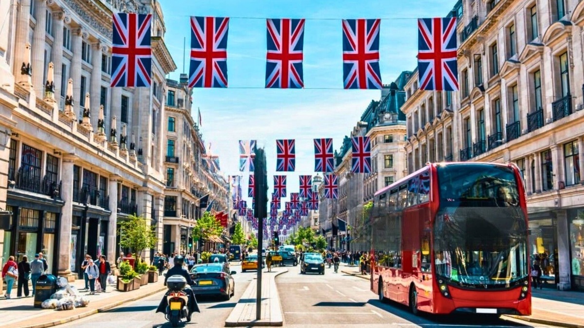 Soho Apartment | Mayfair Suite near Hyde Park, Oxford Street @LuxuryLondonStays